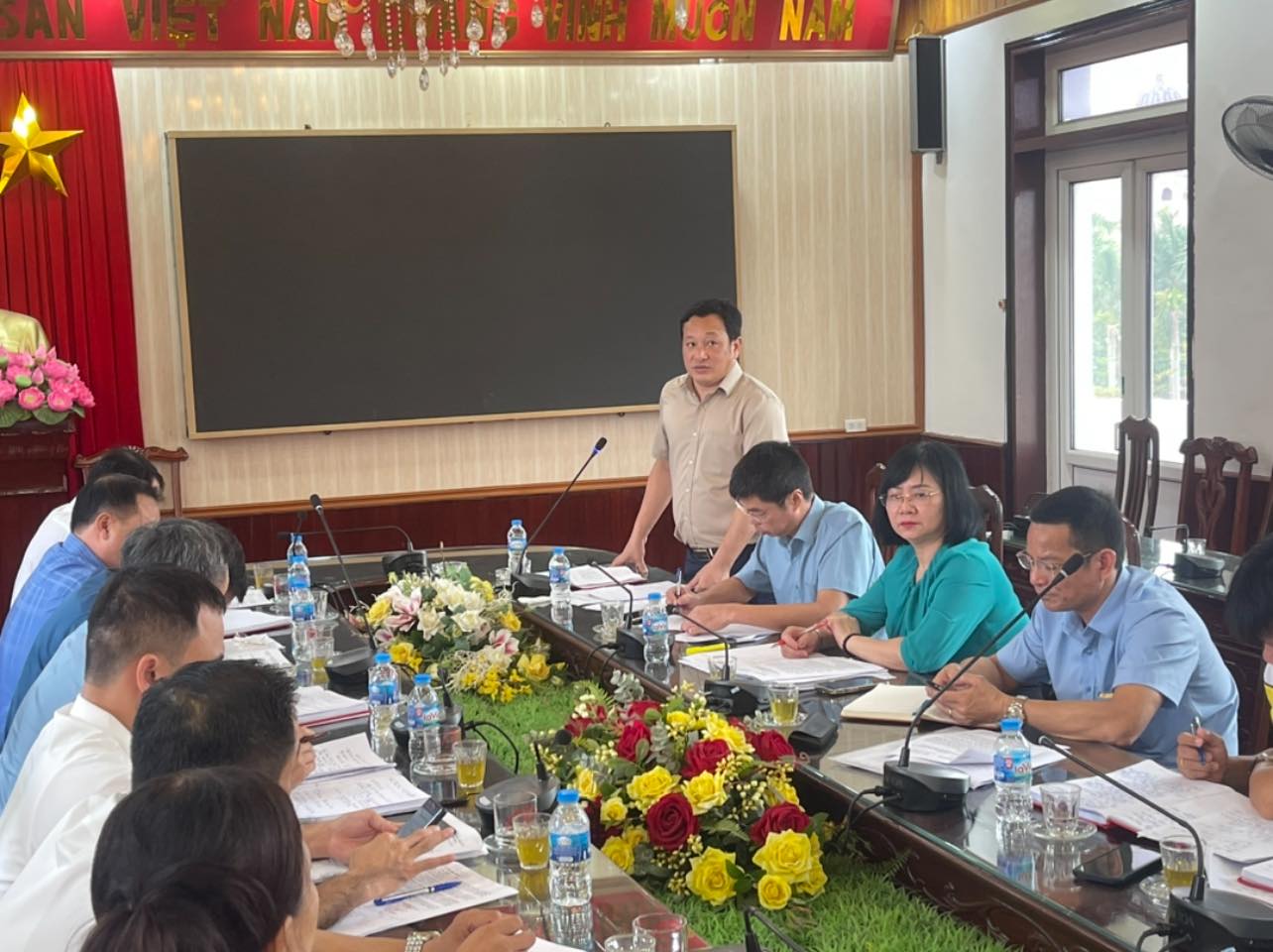 Đảng ủy xã Đông Hưng làm việc với Đoàn công tác Ban Thường vụ Tỉnh ủy.