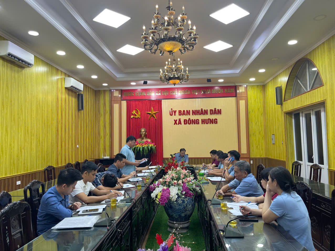 Đông Hưng: Làm việc tháo gỡ khó khăn trong công tác giải phóng mặt bằng các dự án trên địa bàn xã.
